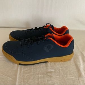 PEARL IZUMI MENS X-ALP FLOW FLAT PEDAL MOUNTAIN BIKE SHOES.